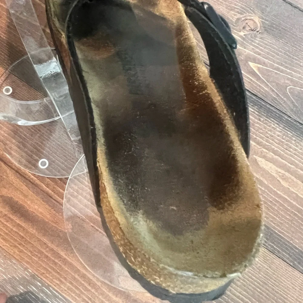 Birkenstock Arizona Giselle T strap sandals size 40 BLACK leather Footbed